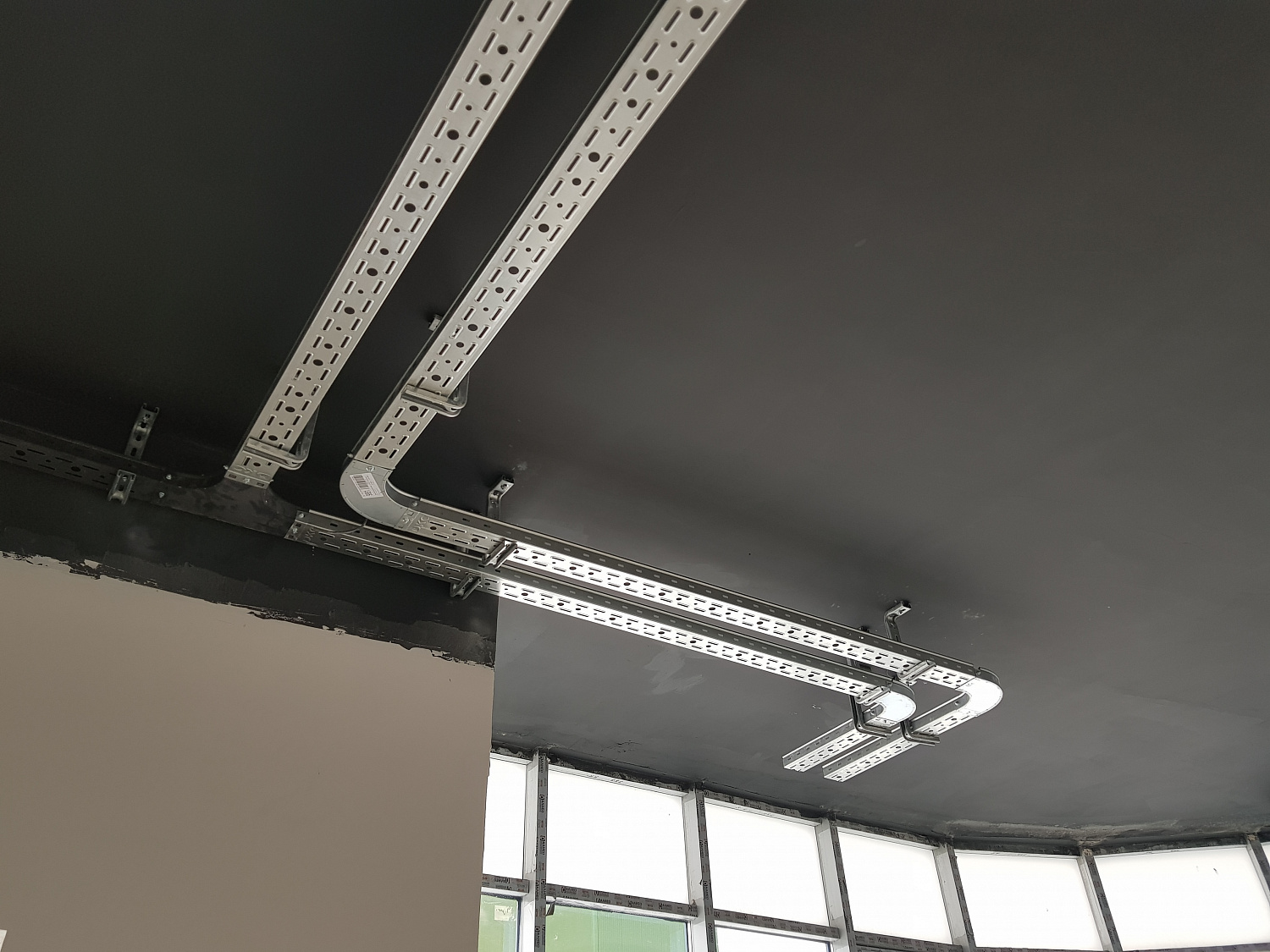 Kancelária výrobnej spoločnosti