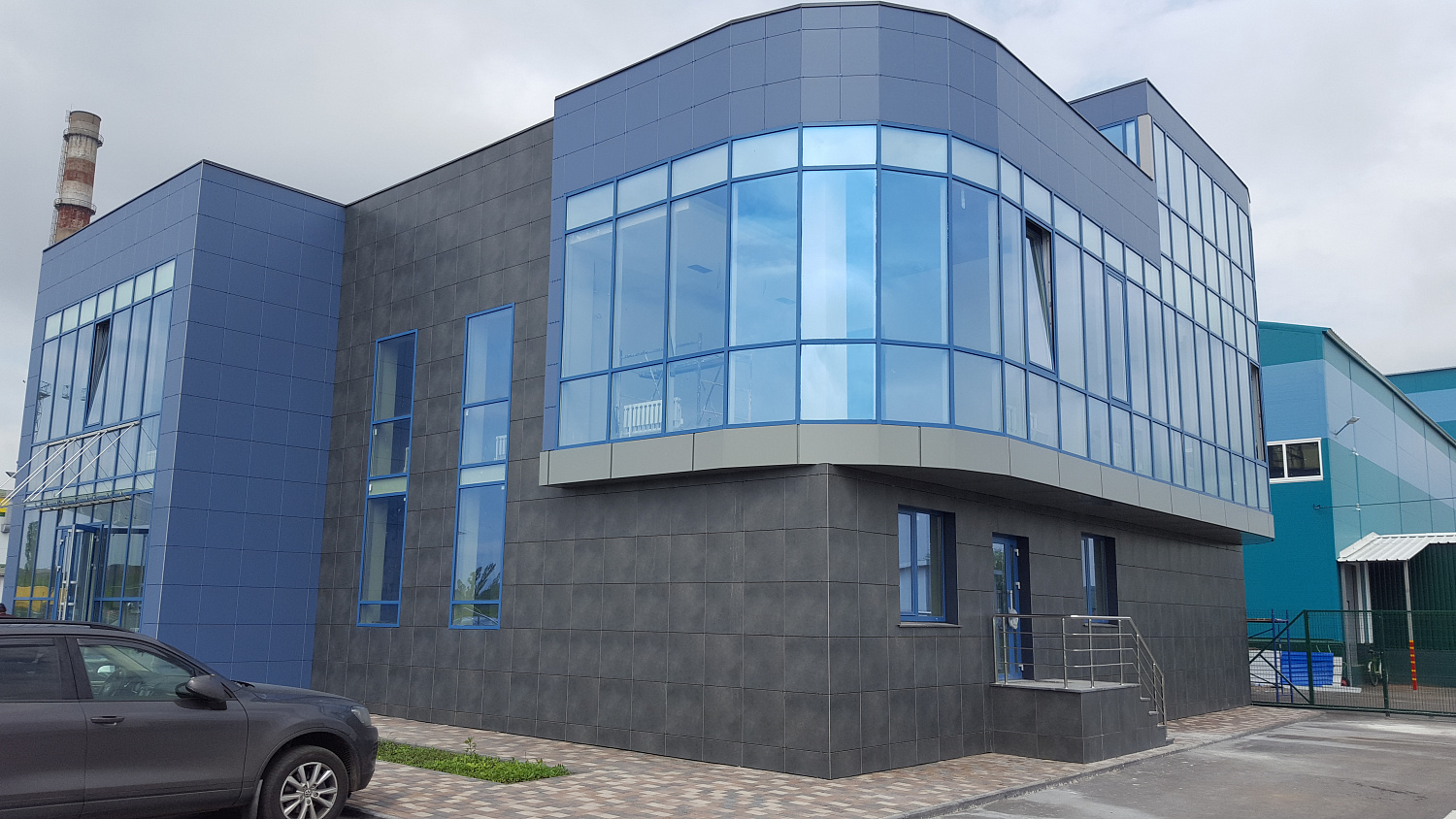 Kancelária výrobnej spoločnosti